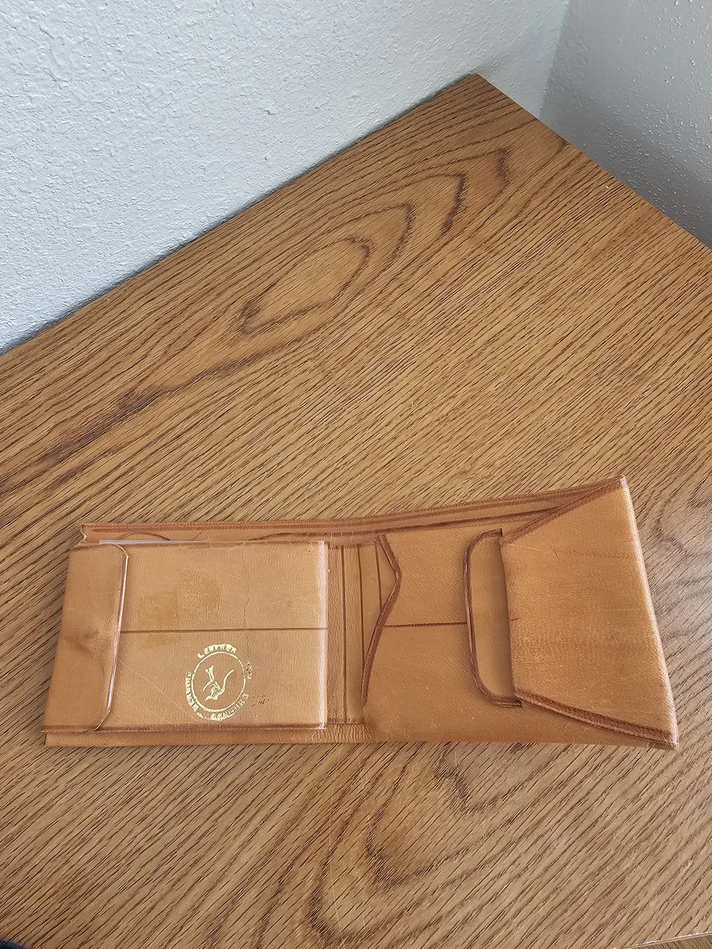 Yeo Cangaro Leather Hand Tooled Mexico Wallet Kangaroo Aztec Desert Cactus Mens